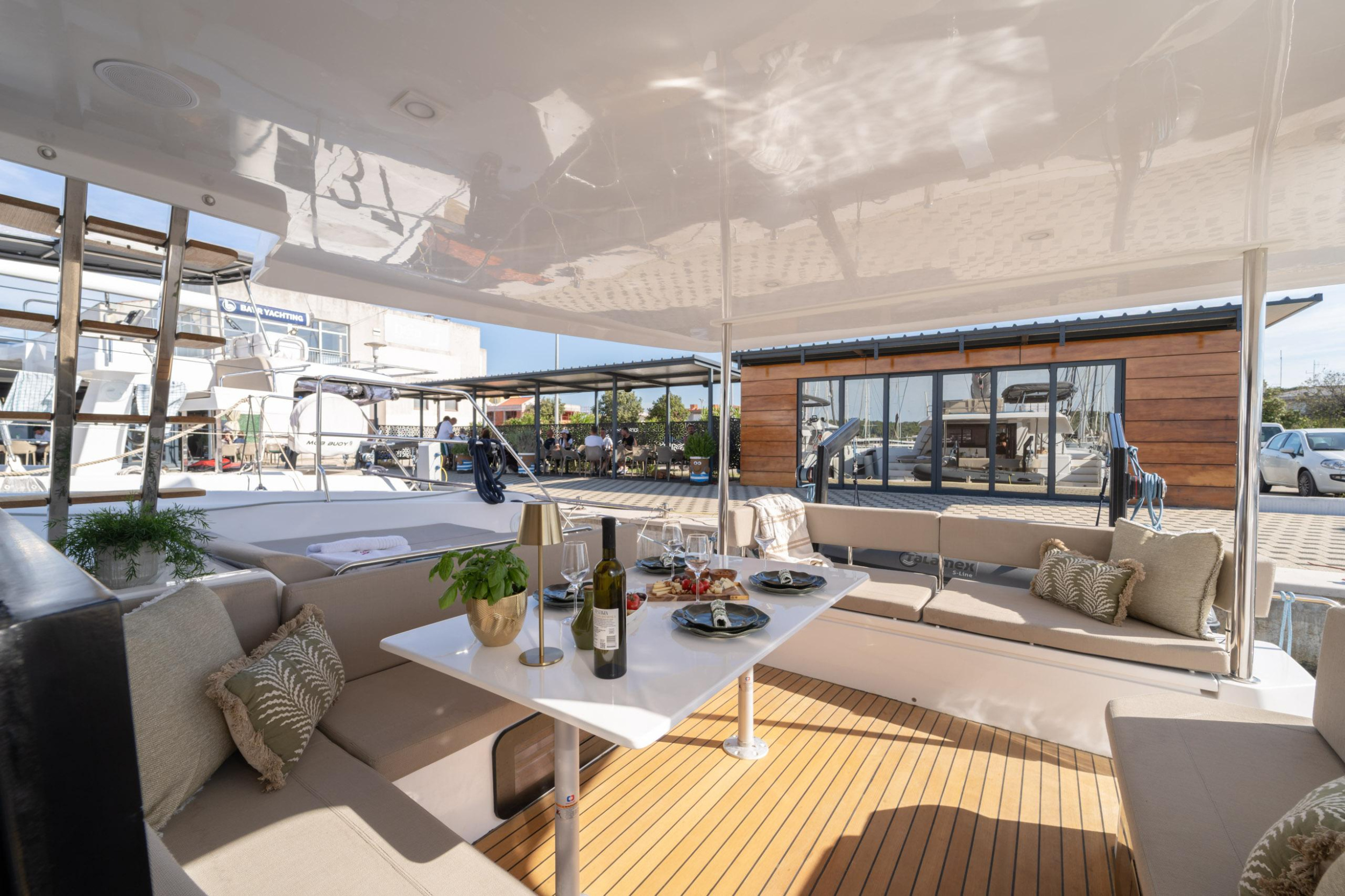 Aventura 37 - 3 cab. — photo 11