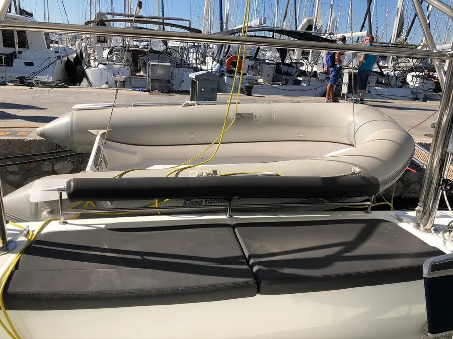 Lagoon 50 — photo 6