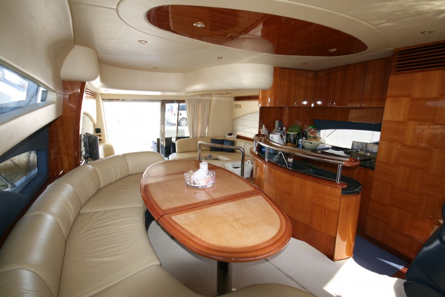 Princess 62 Fly — photo 5