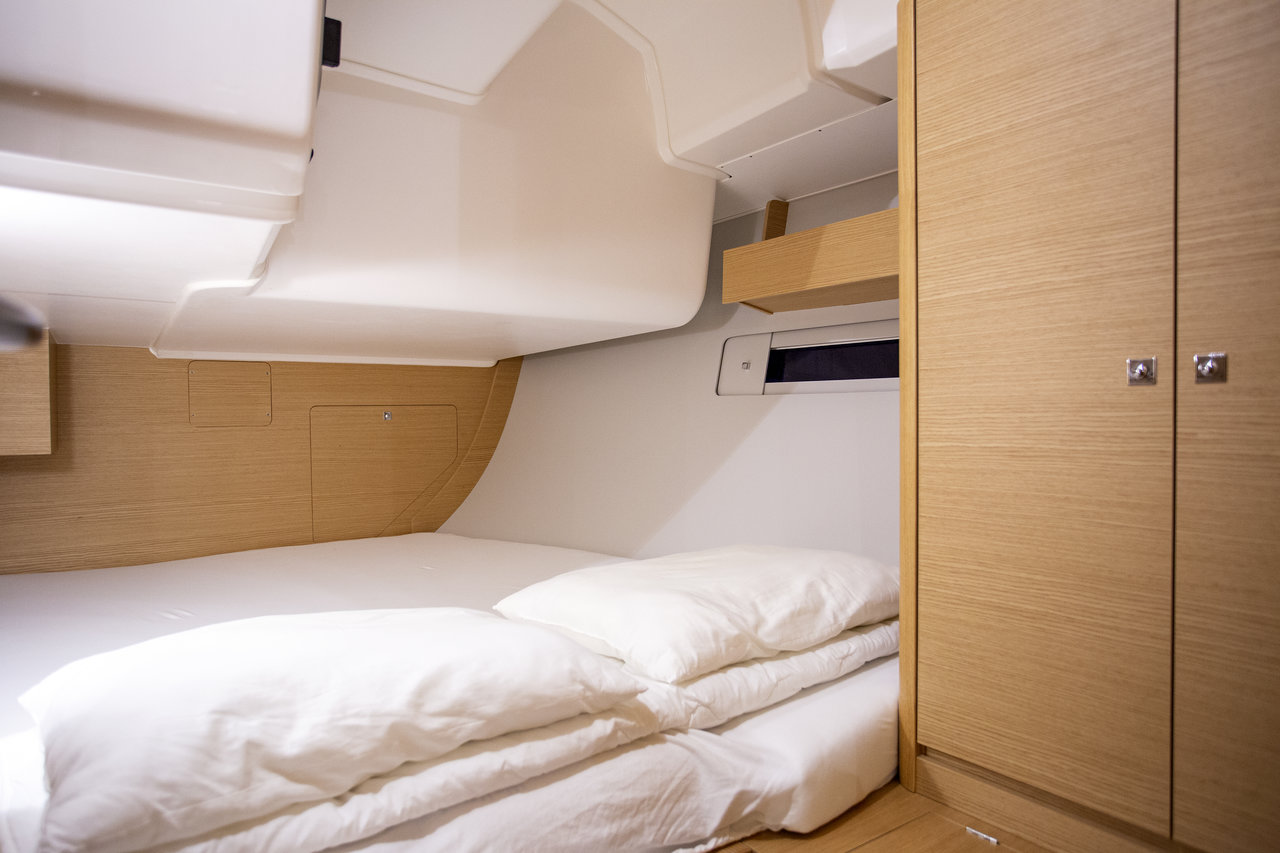Dufour 412 GL — photo 20