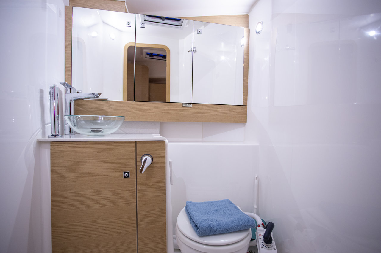 Dufour 412 GL — photo 22