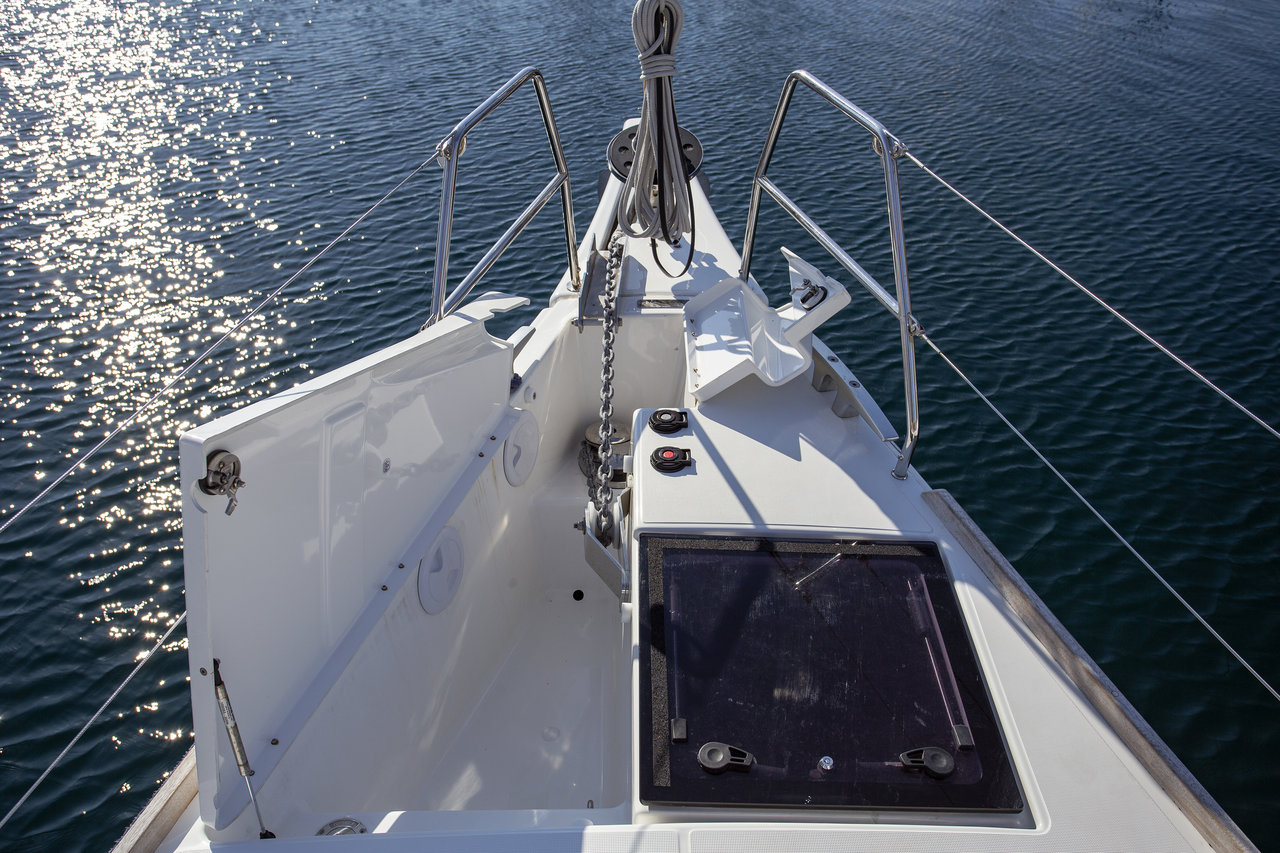 Dufour 520 GL — photo 11