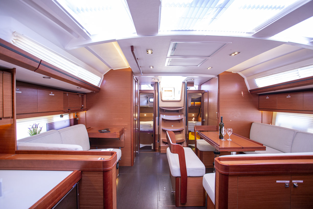 Dufour 520 GL — photo 20