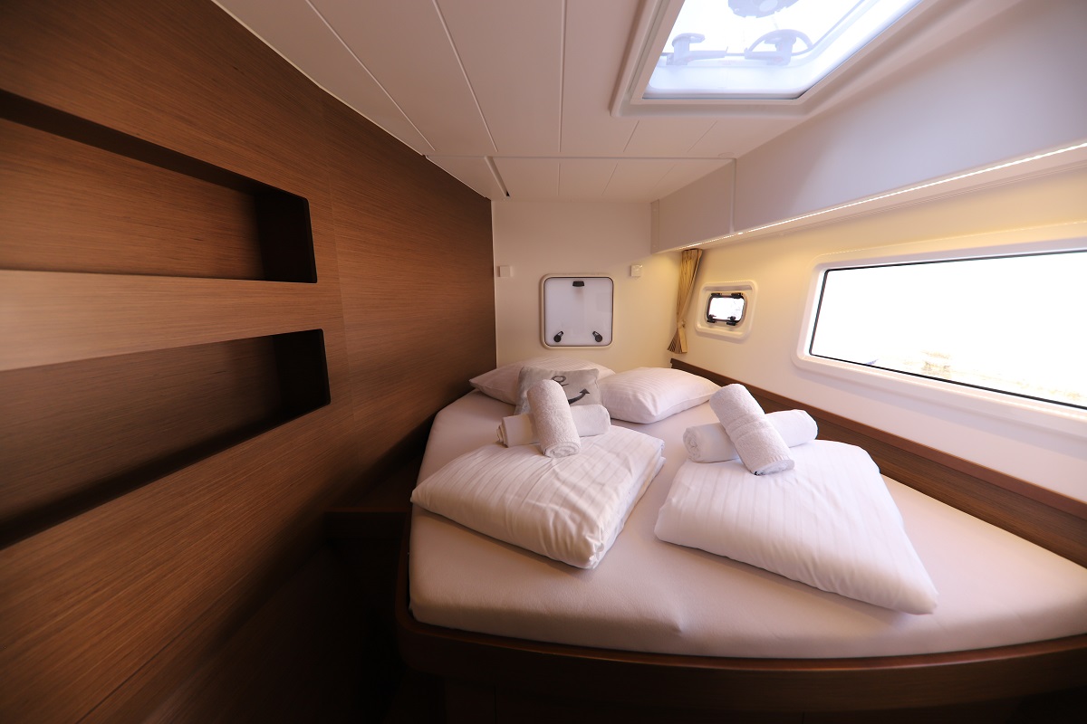 Lagoon 42 - 4 + 2 cab. — photo 13