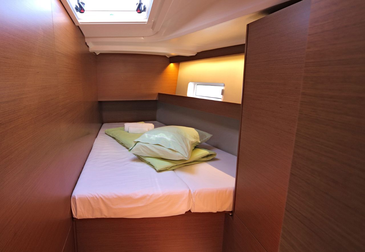 Sun Odyssey 490 - 5 cab. — photo 15