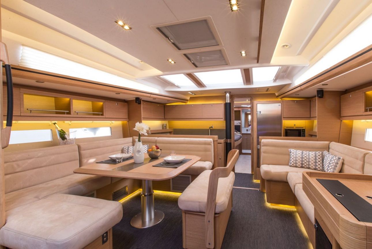Dufour Exclusive 56 - 4 + 1 cab. — photo 9
