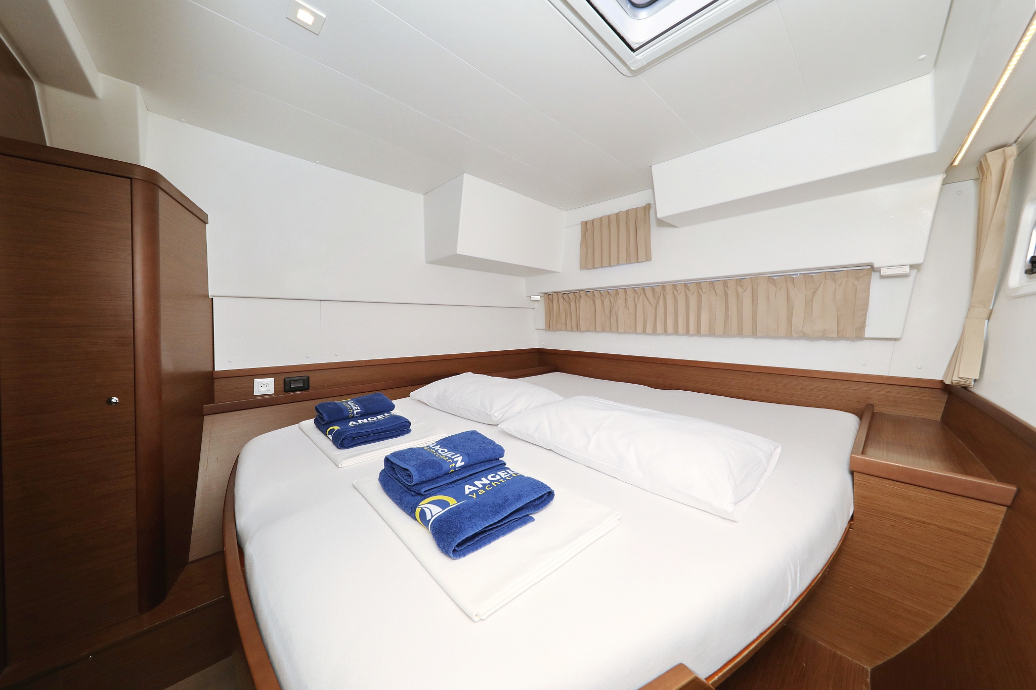 Lagoon 42 - 4 + 2 cab. — photo 23