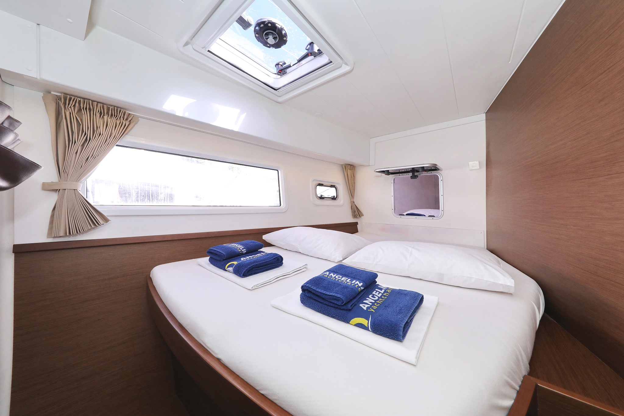Lagoon 42 - 4 + 2 cab. — photo 25