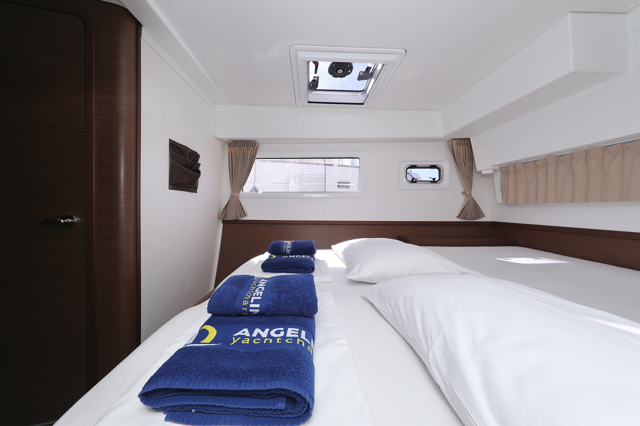 Lagoon 42 - 4 + 2 cab. — photo 28
