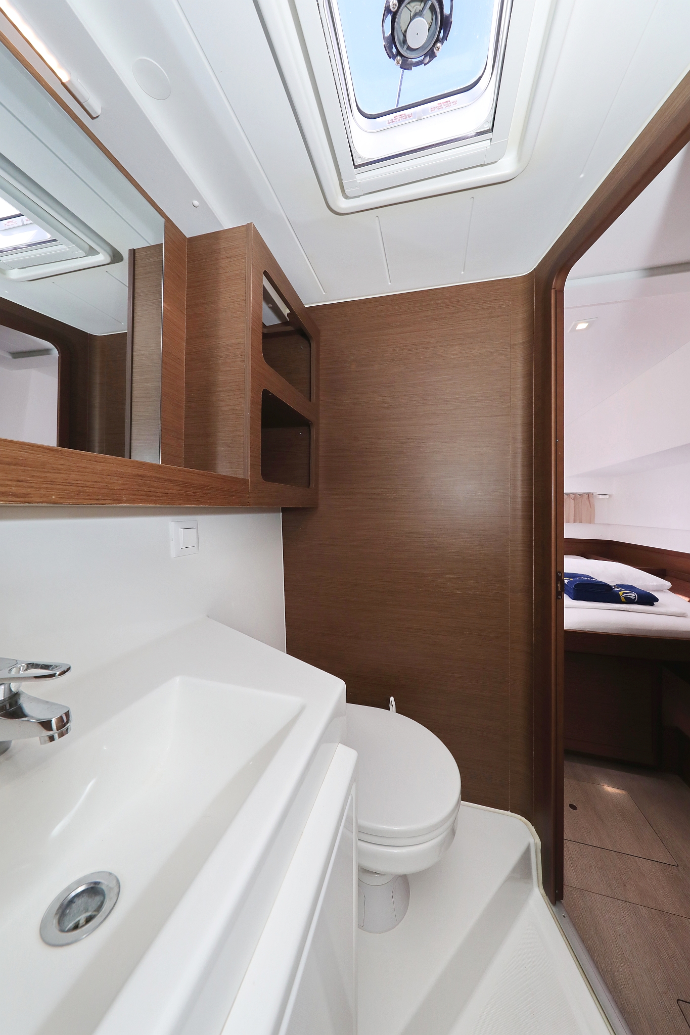 Lagoon 42 - 4 + 2 cab. — photo 32