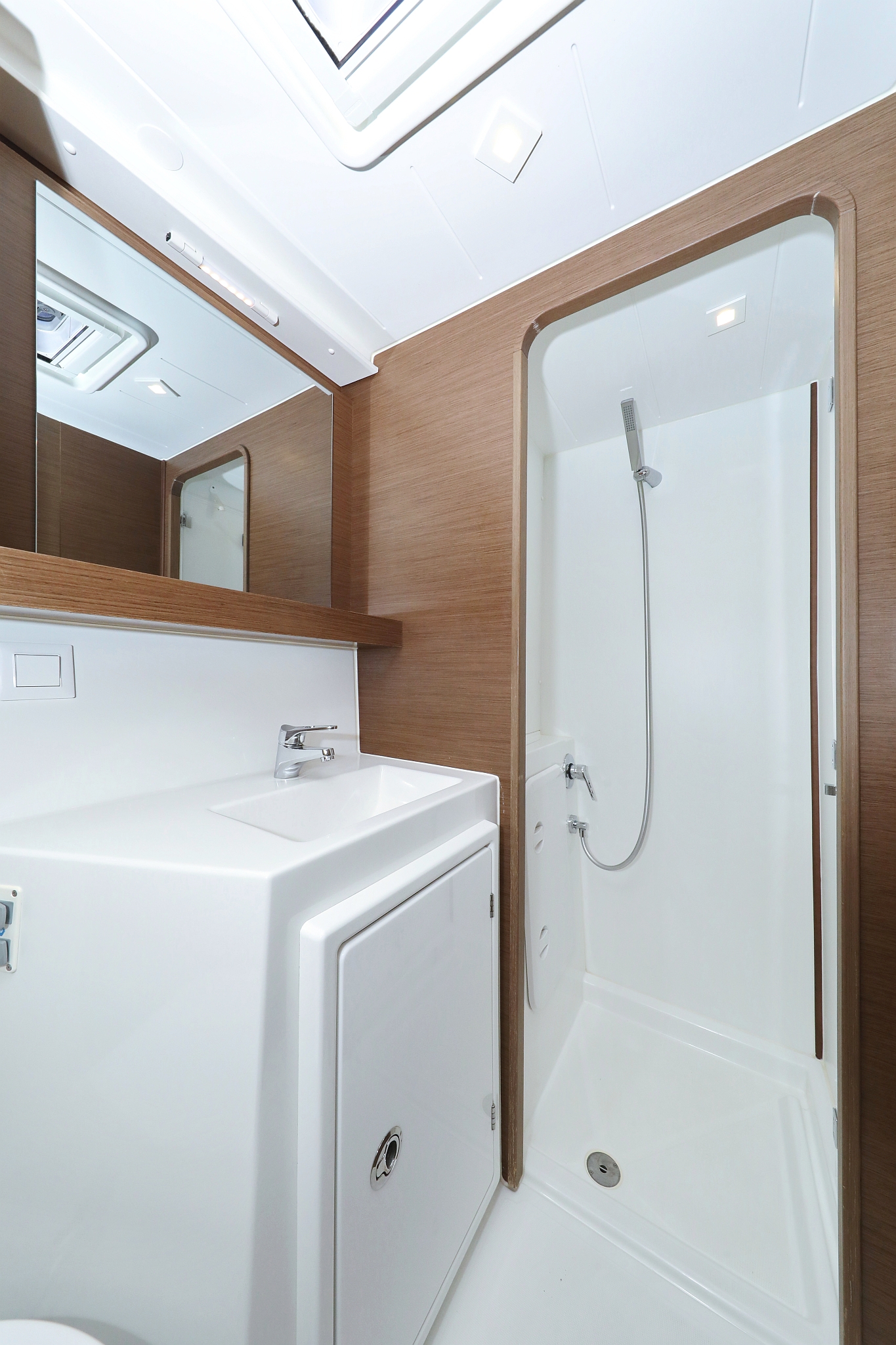 Lagoon 42 - 4 + 2 cab. — photo 38