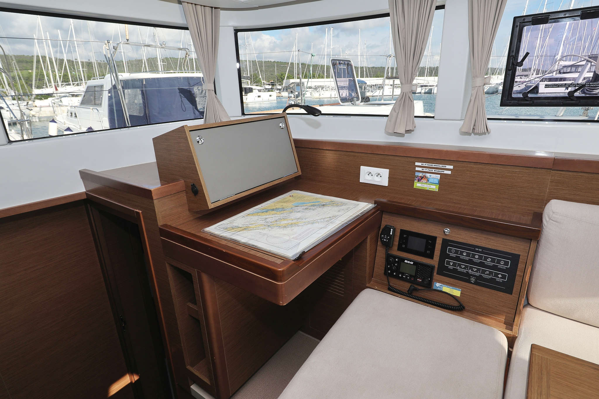 Lagoon 40 - 4 + 2 cab — photo 38