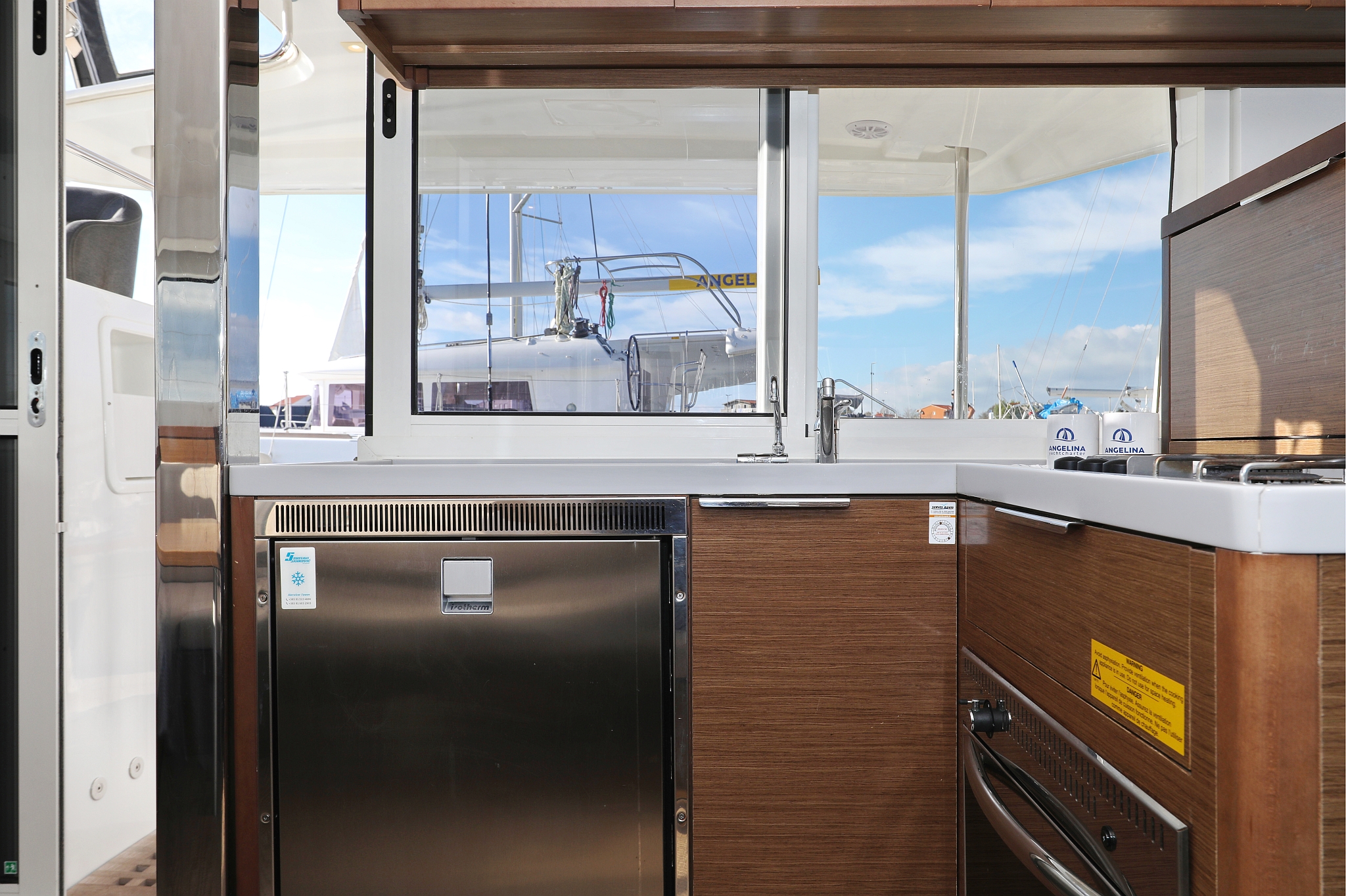 Lagoon 40 - 4 + 2 cab — photo 10