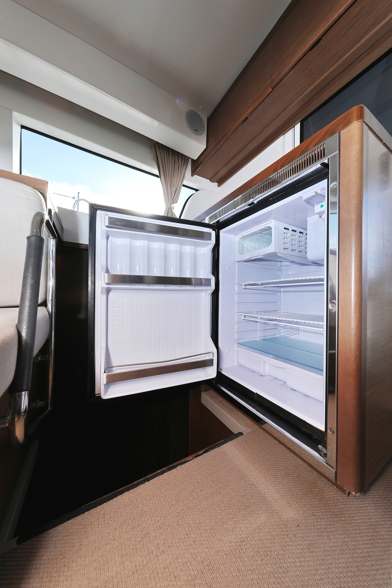 Lagoon 40 - 4 + 2 cab — photo 13