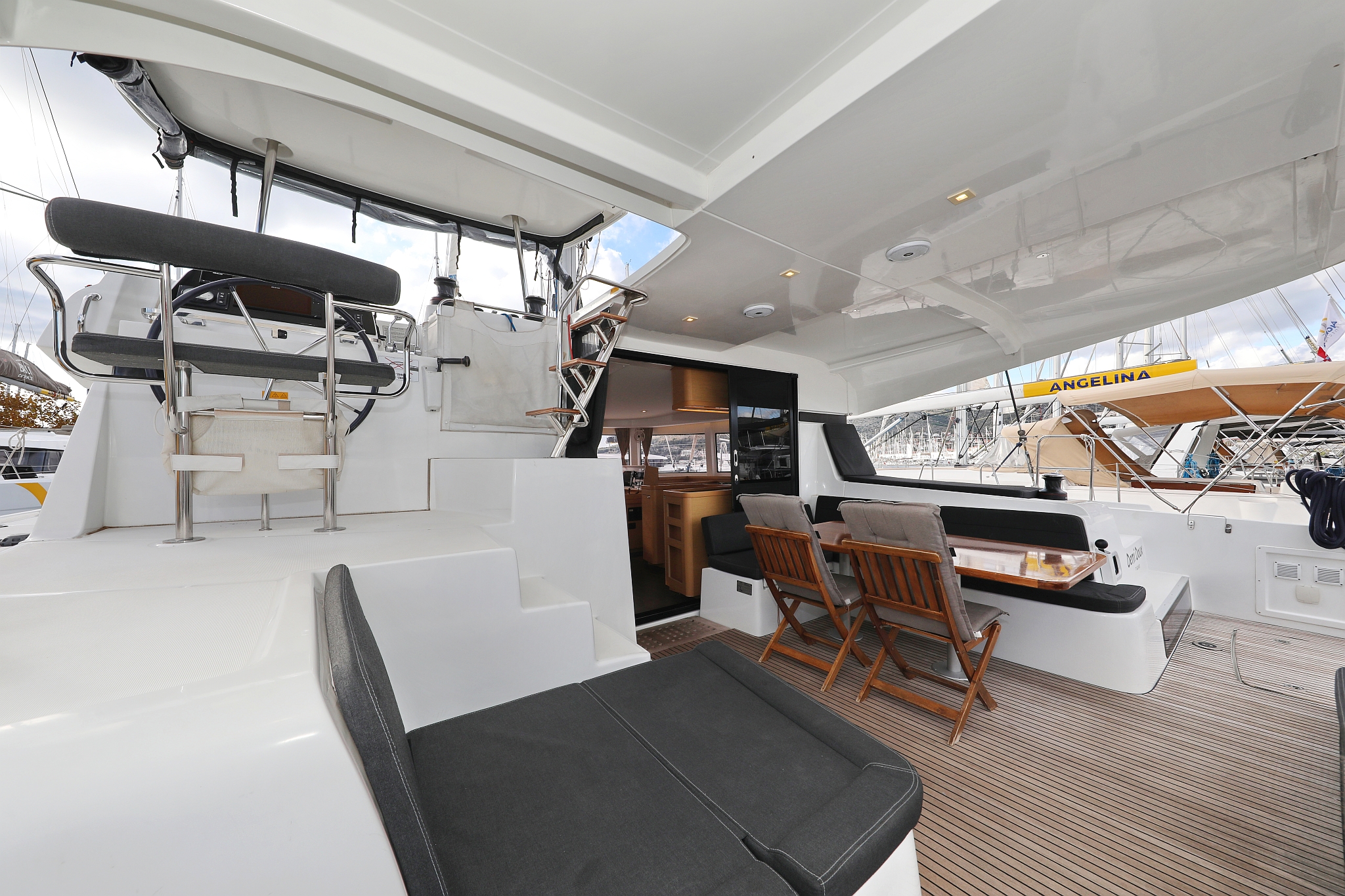 Lagoon 42 - 4 + 2 cab. — photo 6