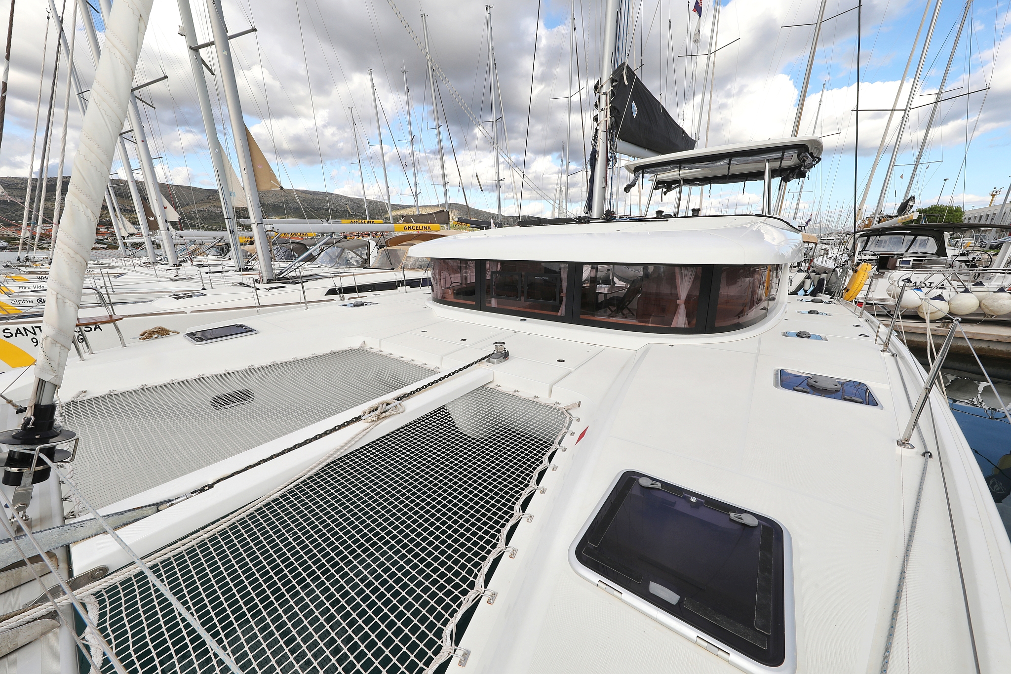 Lagoon 42 - 4 + 2 cab. — photo 12