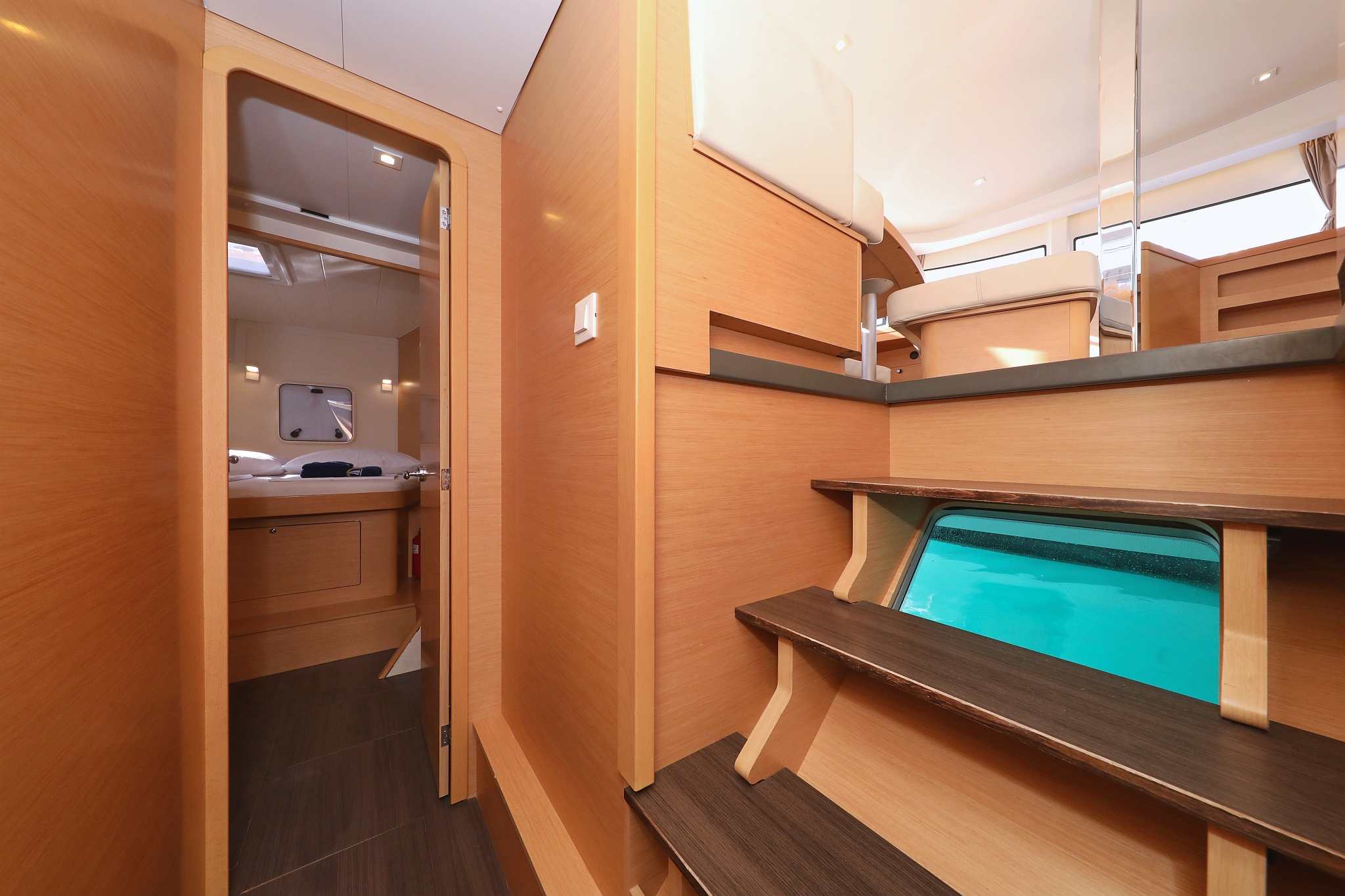 Lagoon 42 - 4 + 2 cab. — photo 23