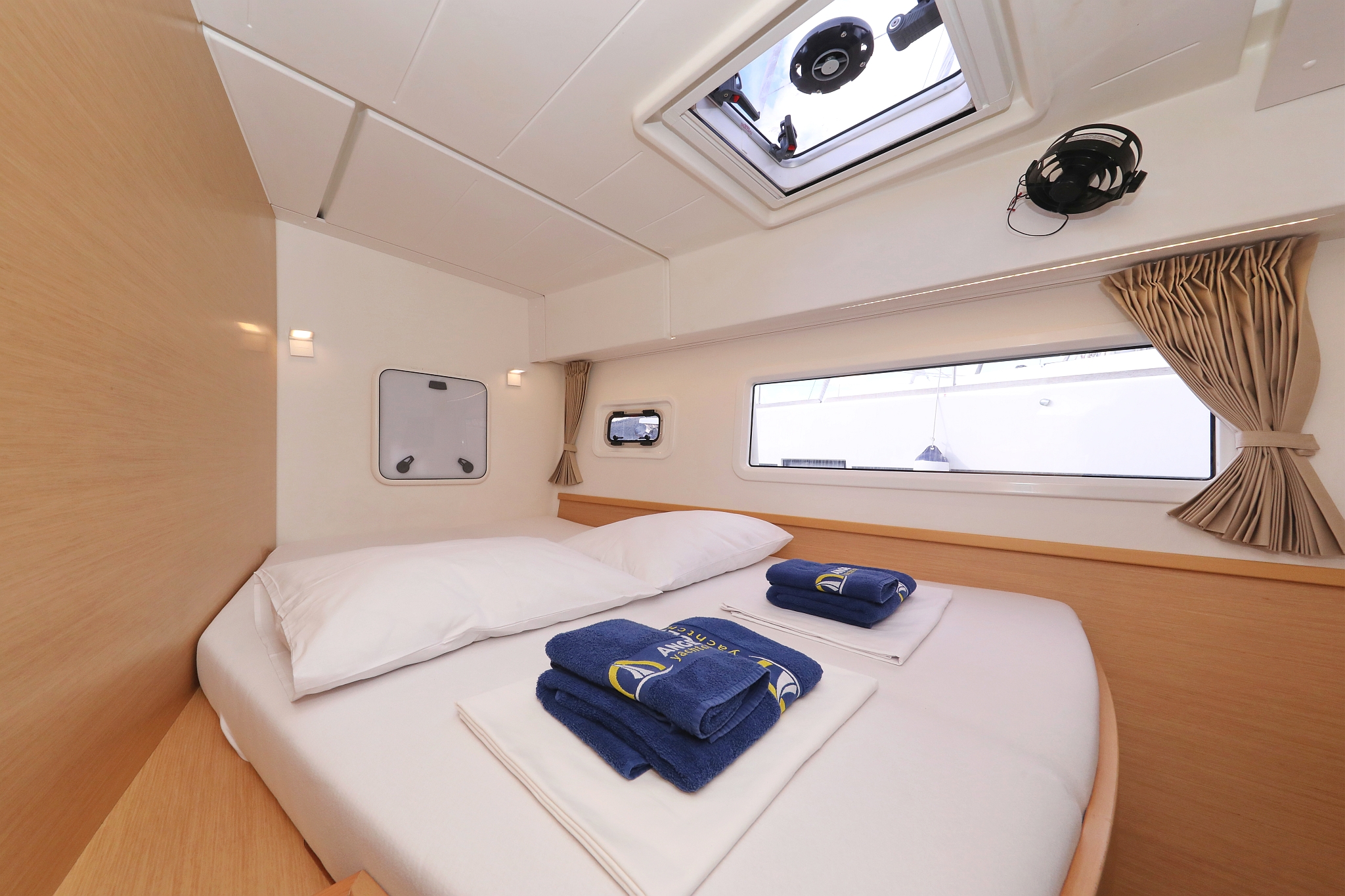 Lagoon 42 - 4 + 2 cab. — photo 28