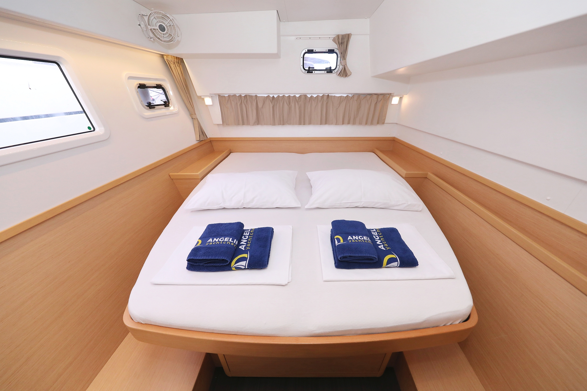 Lagoon 42 - 4 + 2 cab. — photo 30