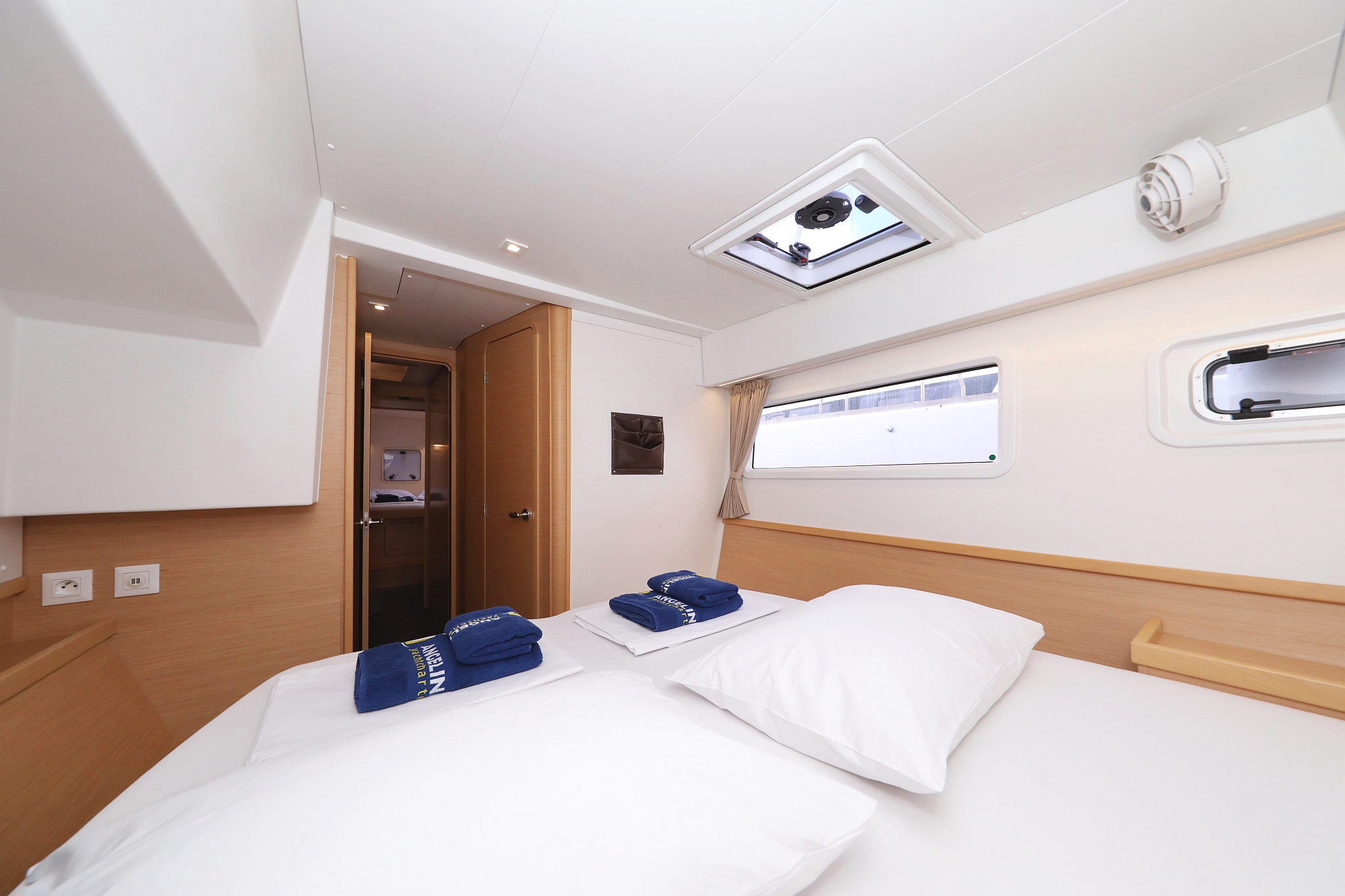Lagoon 42 - 4 + 2 cab. — photo 32
