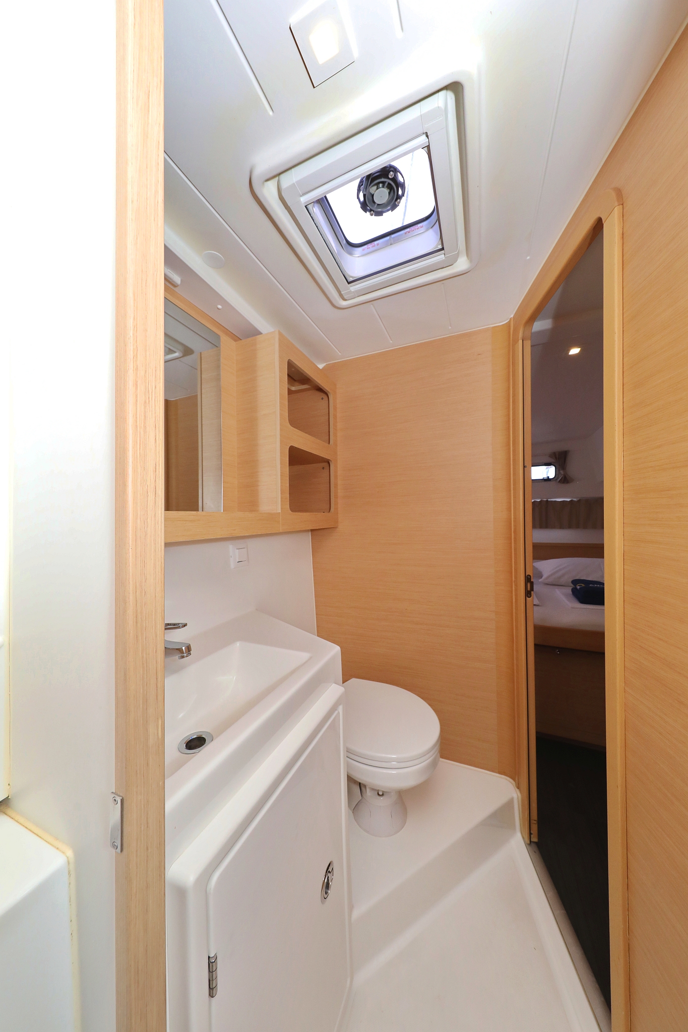 Lagoon 42 - 4 + 2 cab. — photo 41