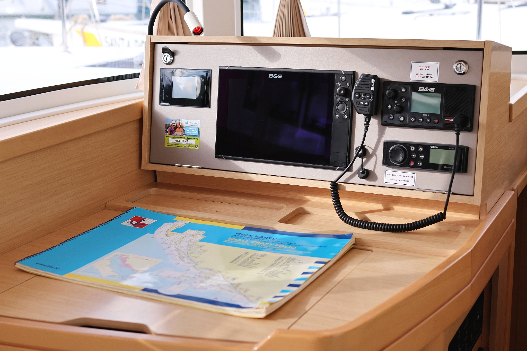 Lagoon 42 - 4 + 2 cab. — photo 46