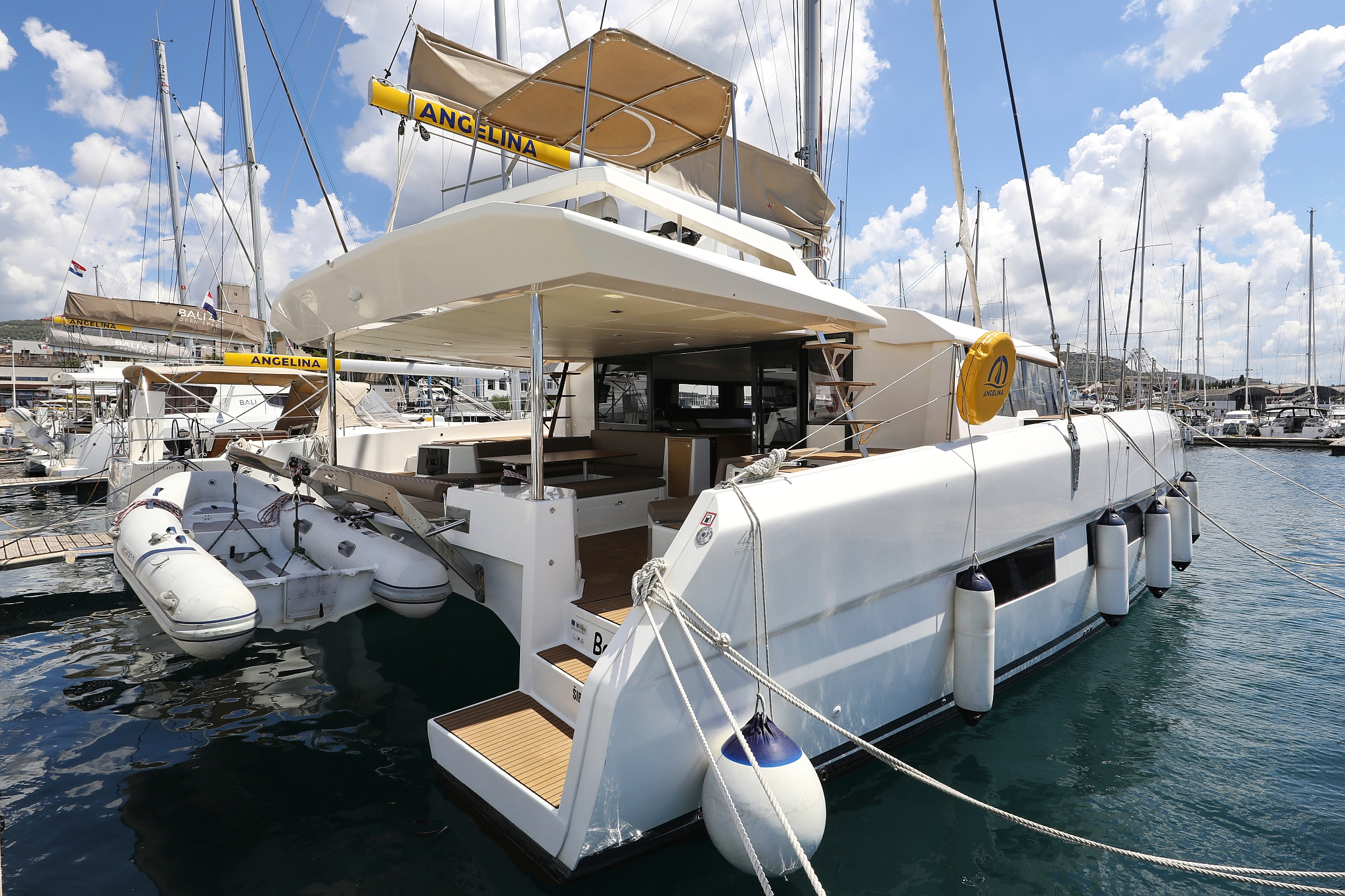 Dufour 48 Catamaran - 5 + 1 cab. — photo 3