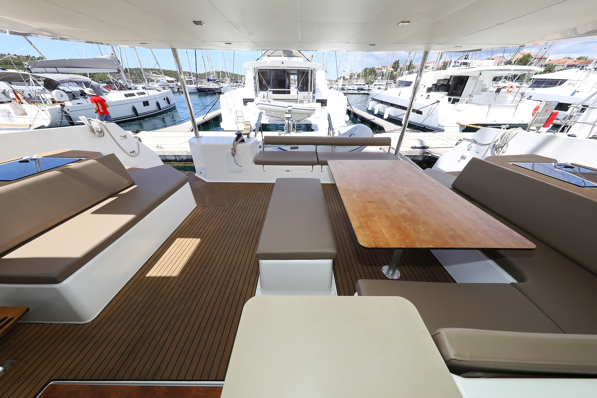 Dufour 48 Catamaran - 5 + 1 cab. — photo 6