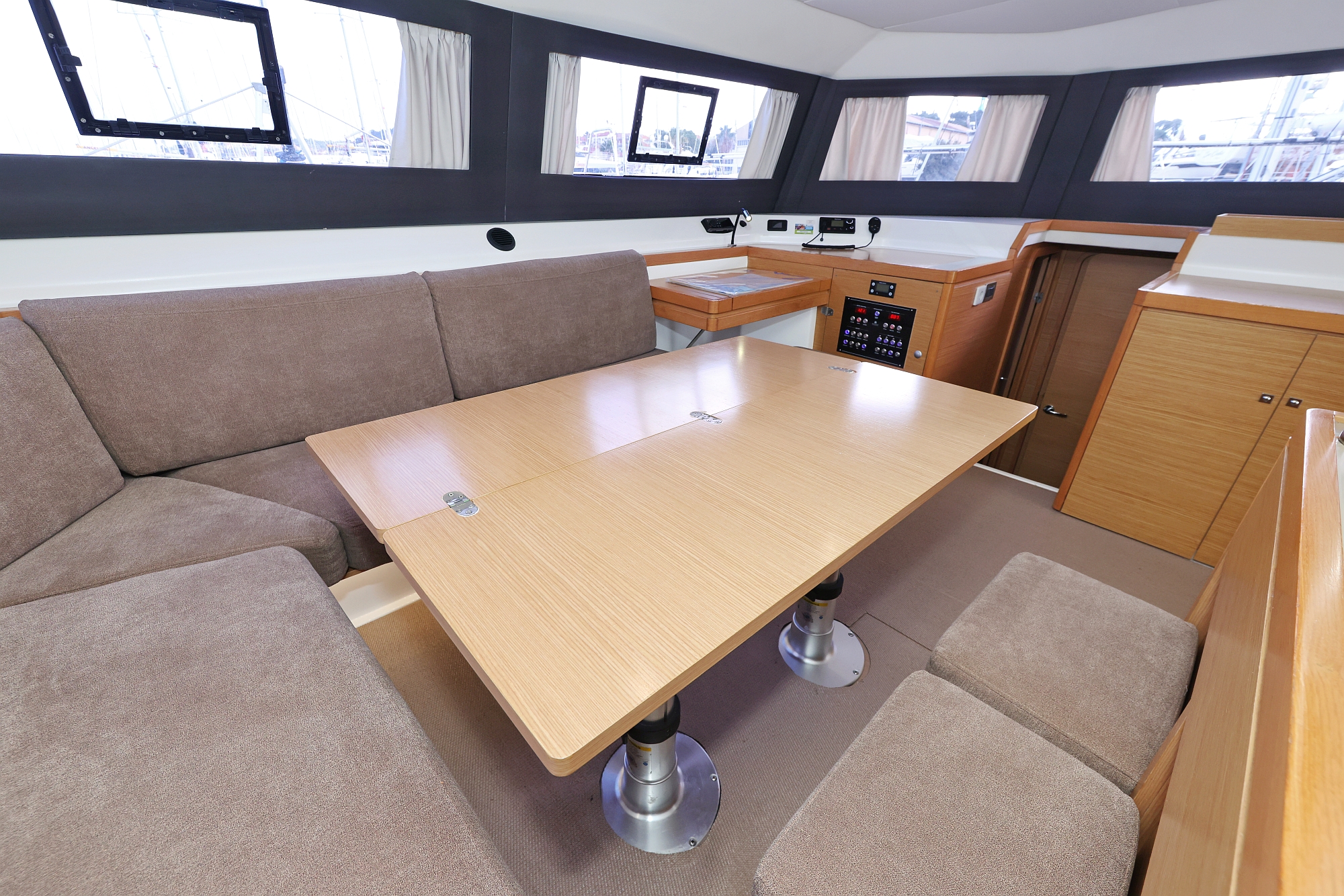Dufour 48 Catamaran - 5 + 1 cab. — photo 15