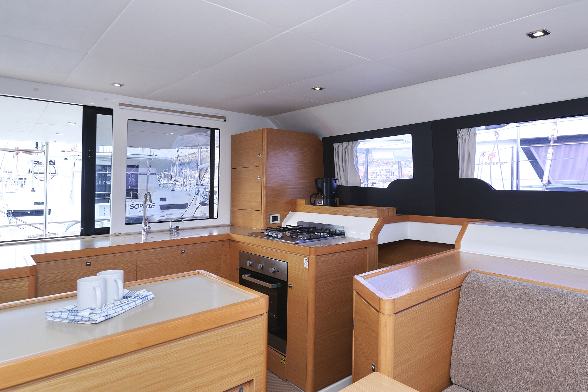 Dufour 48 Catamaran - 5 + 1 cab. — photo 41