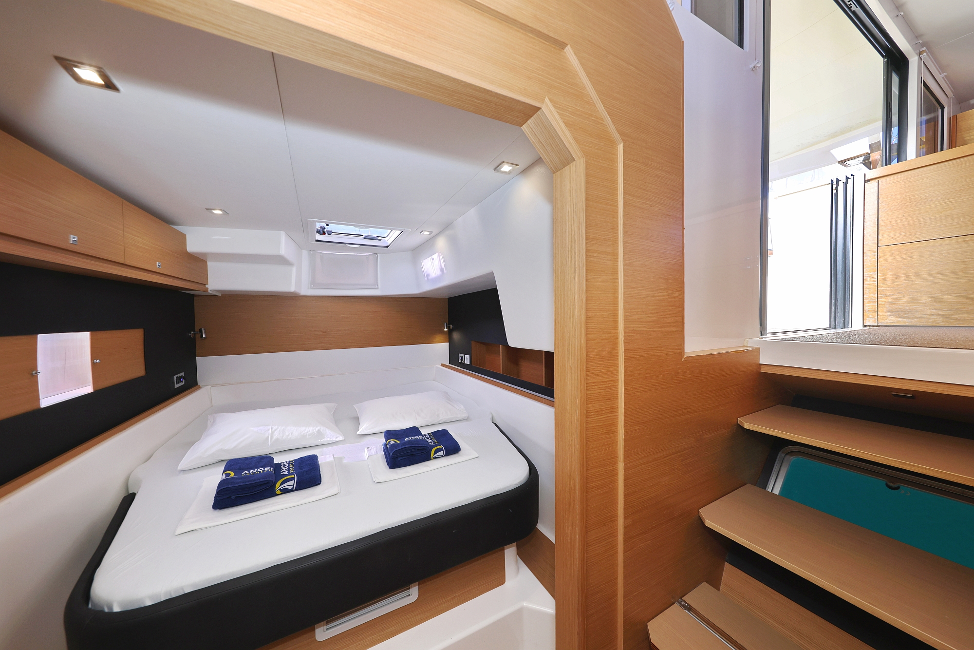 Dufour 48 Catamaran - 5 + 1 cab. — photo 6