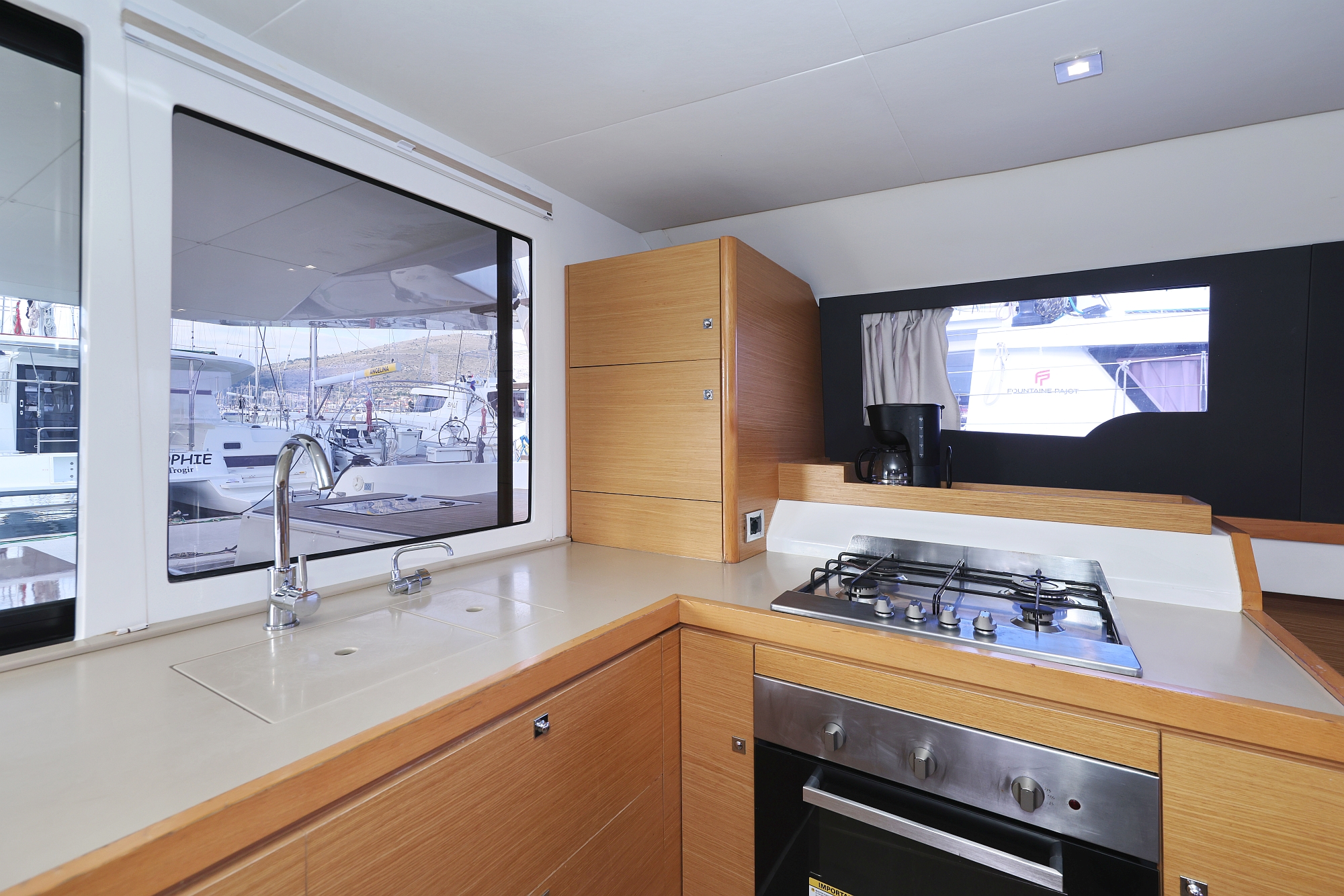 Dufour 48 Catamaran - 5 + 1 cab. — photo 27