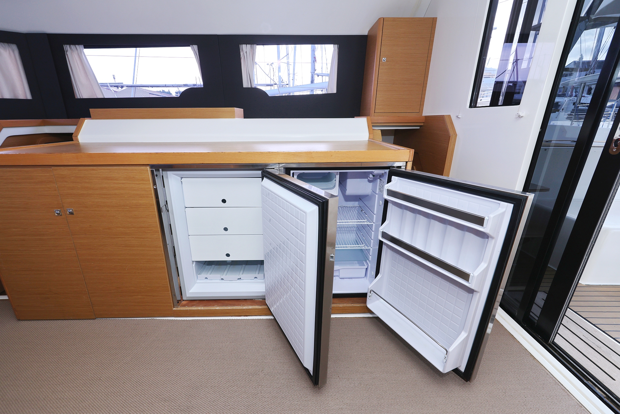 Dufour 48 Catamaran - 5 + 1 cab. — photo 30