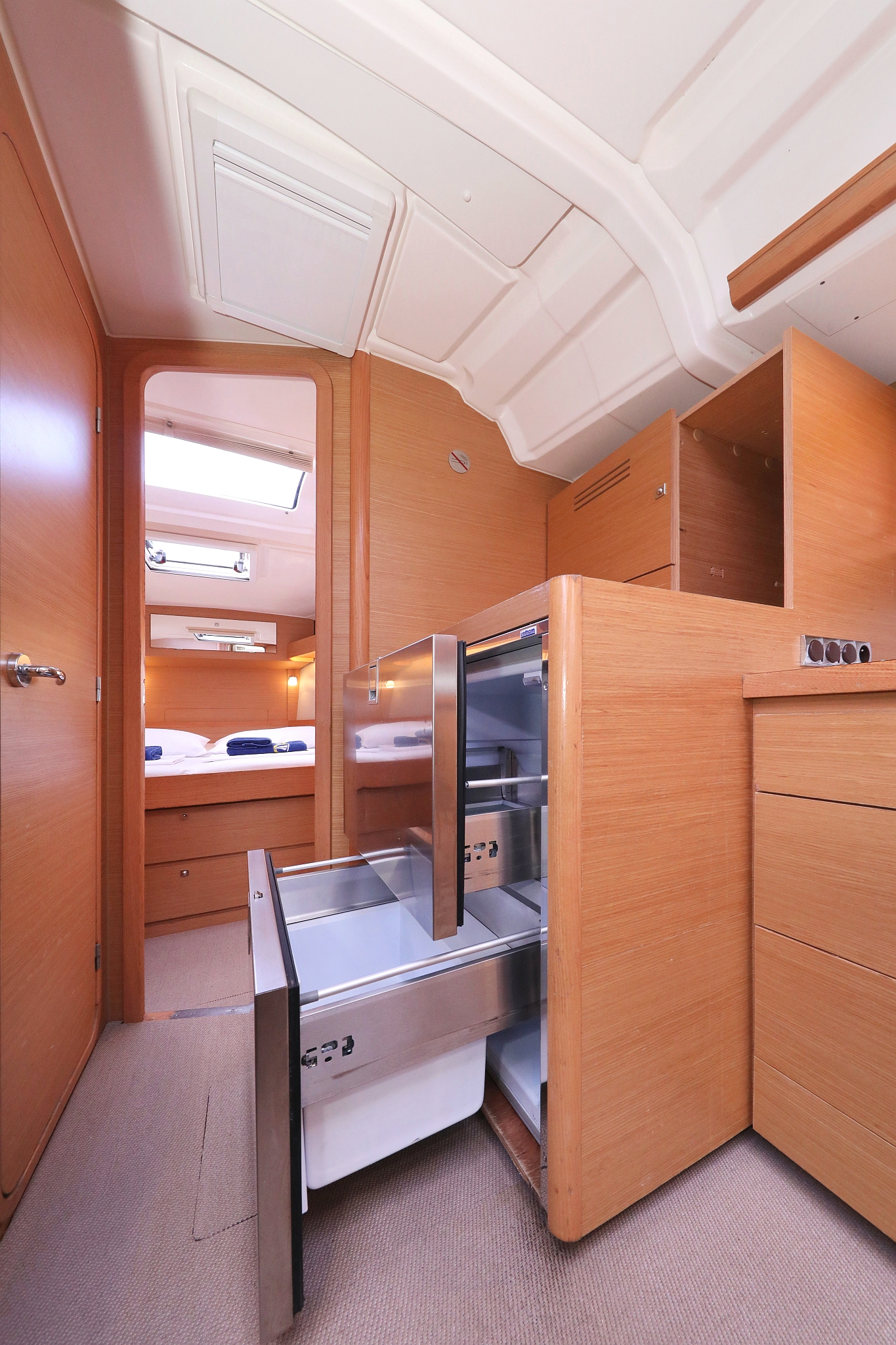 Dufour 430 GL — photo 40