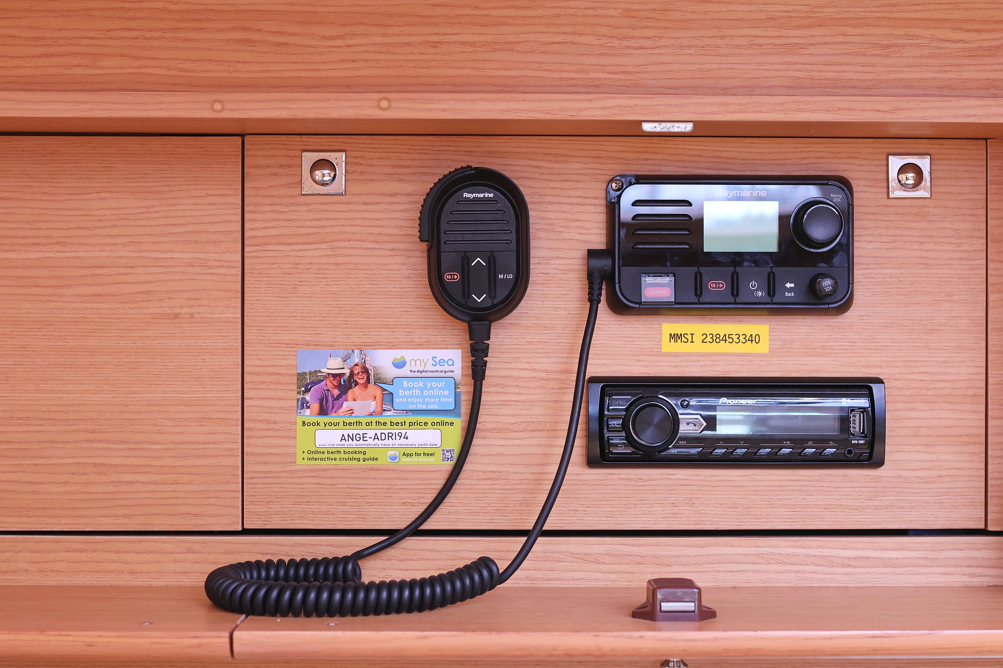 Dufour 430 GL — photo 43