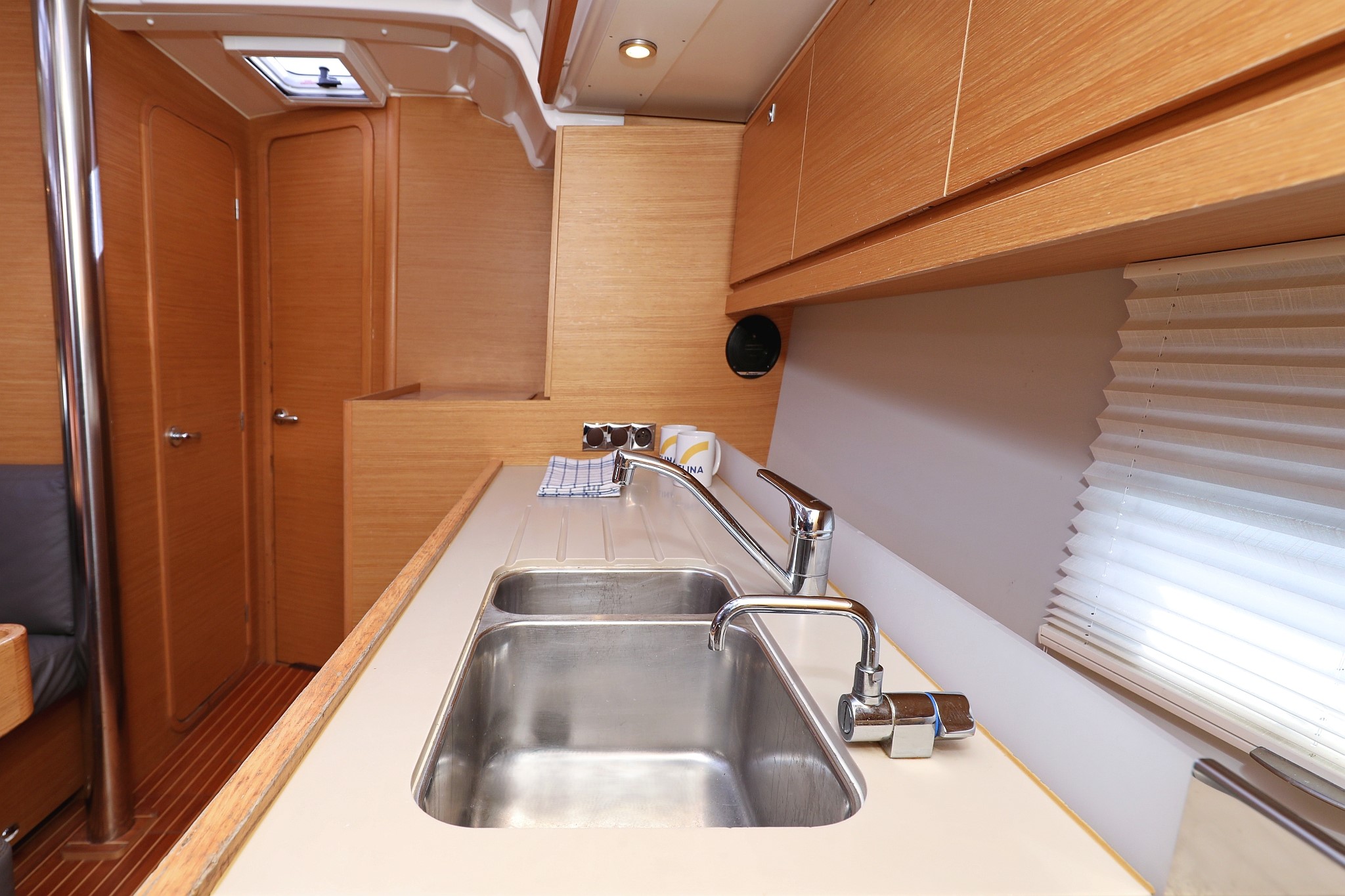 Dufour 430 GL — photo 20