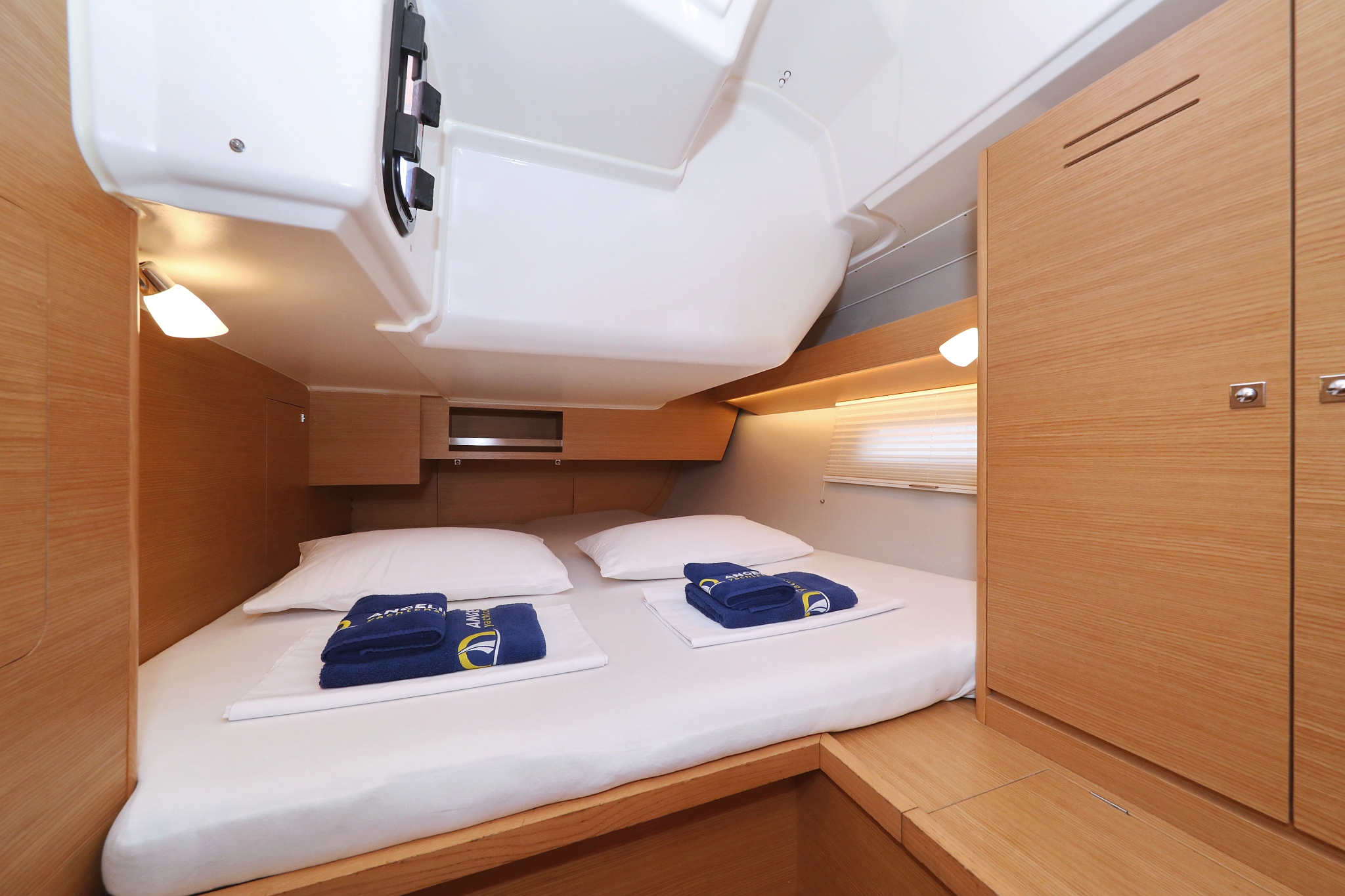 Dufour 430 GL — photo 26