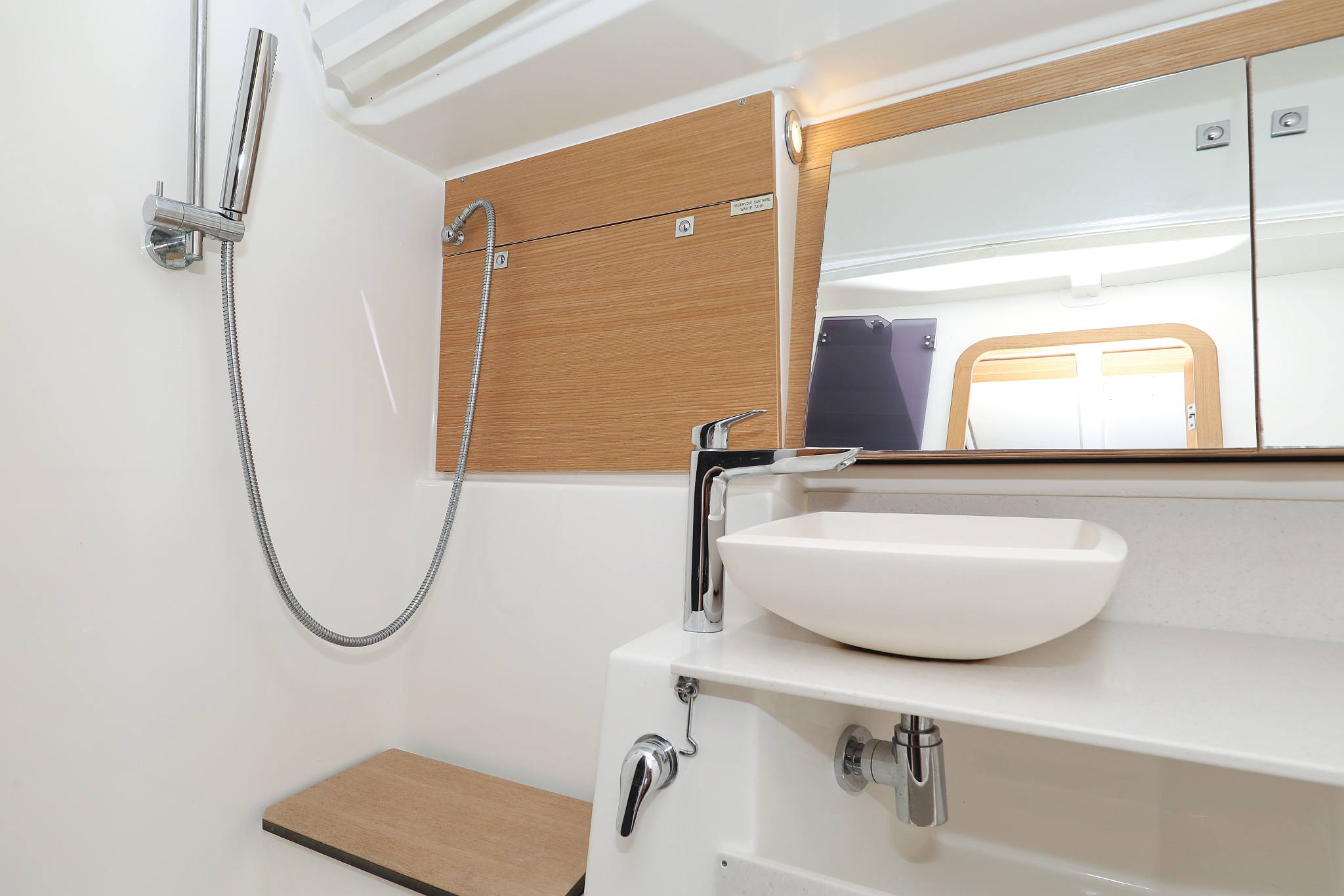 Dufour 430 GL — photo 38