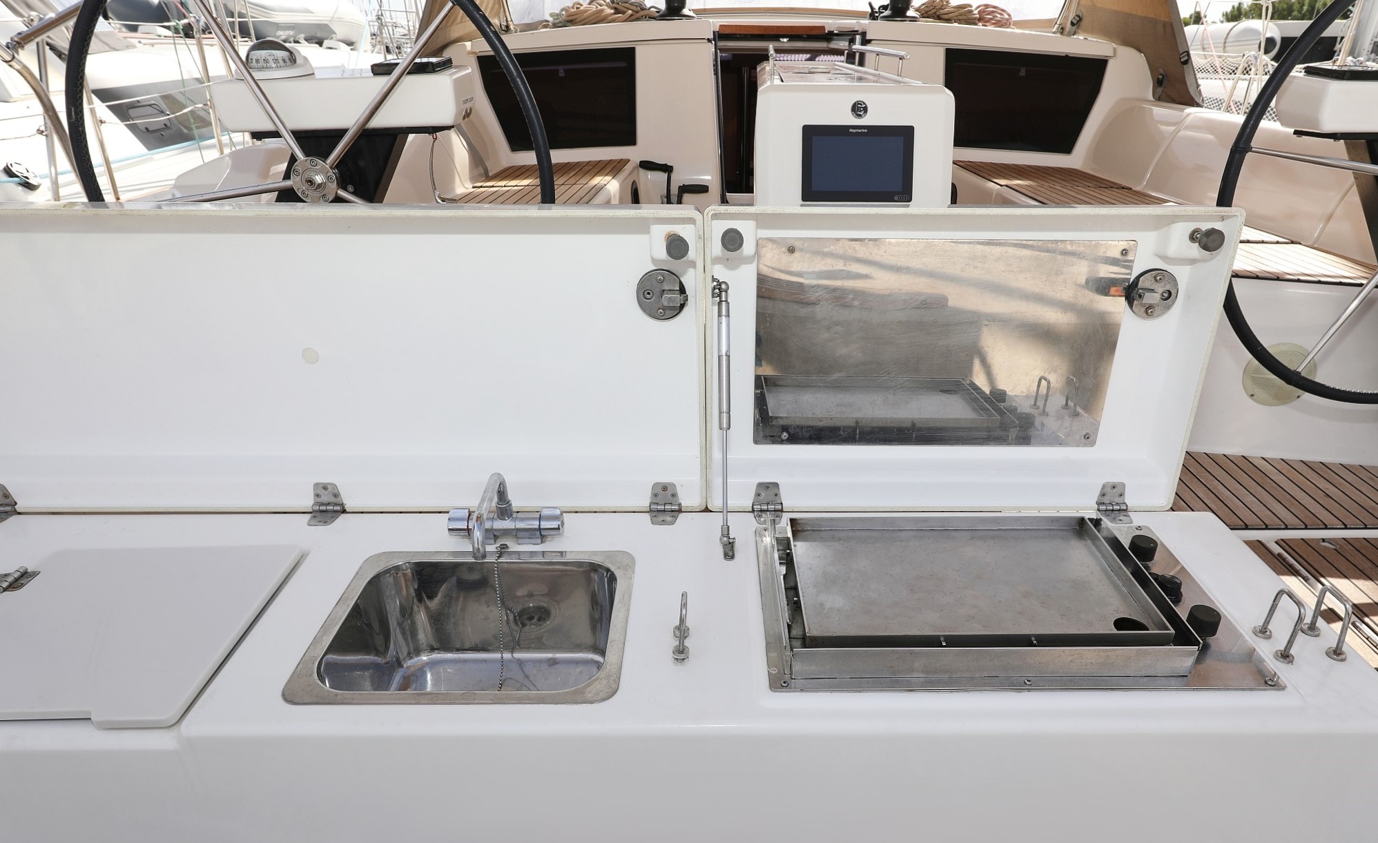 Dufour 430 GL — photo 49