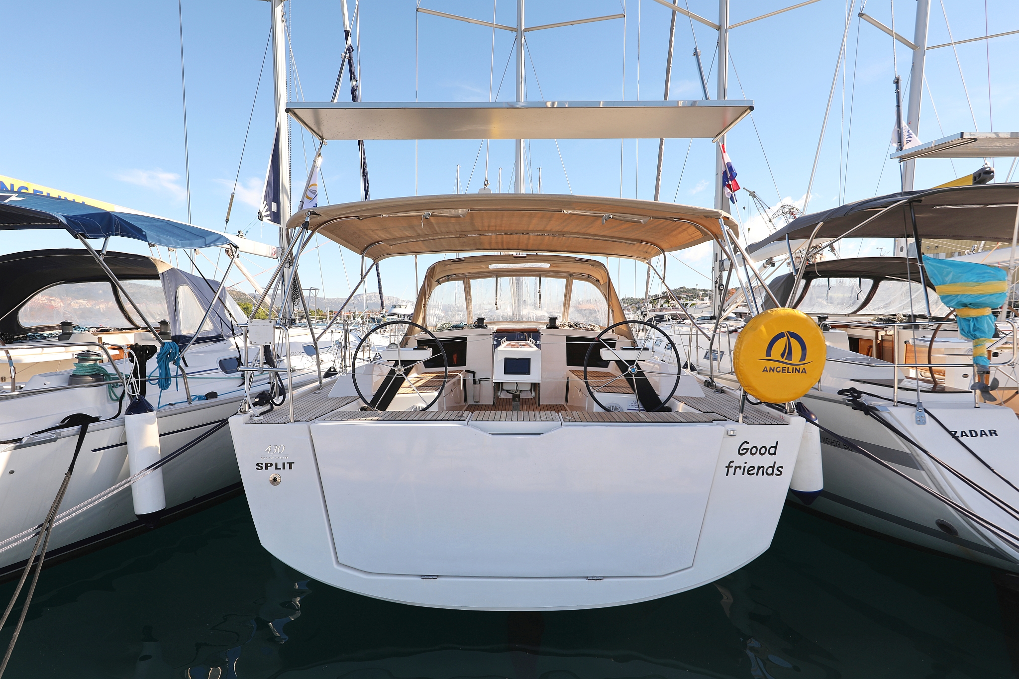 Dufour 430 GL — photo 12