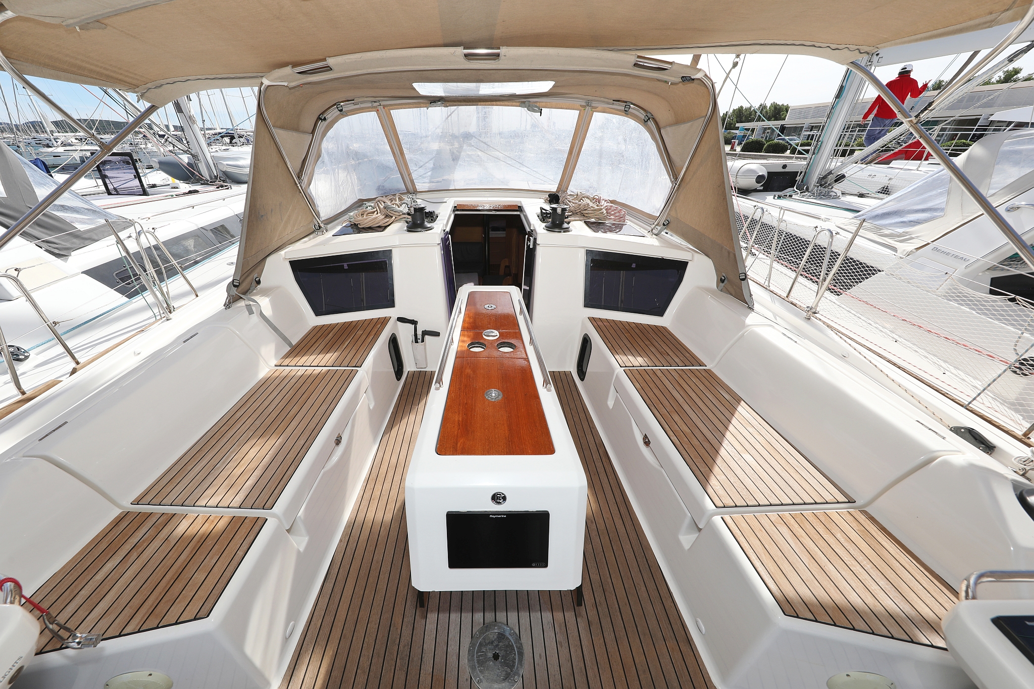 Dufour 430 GL — photo 15