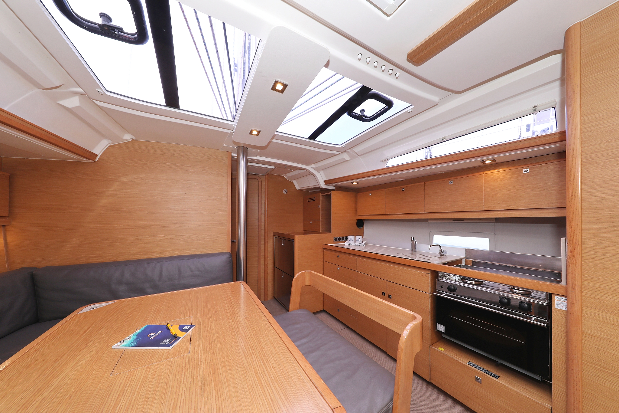 Dufour 430 GL — photo 24