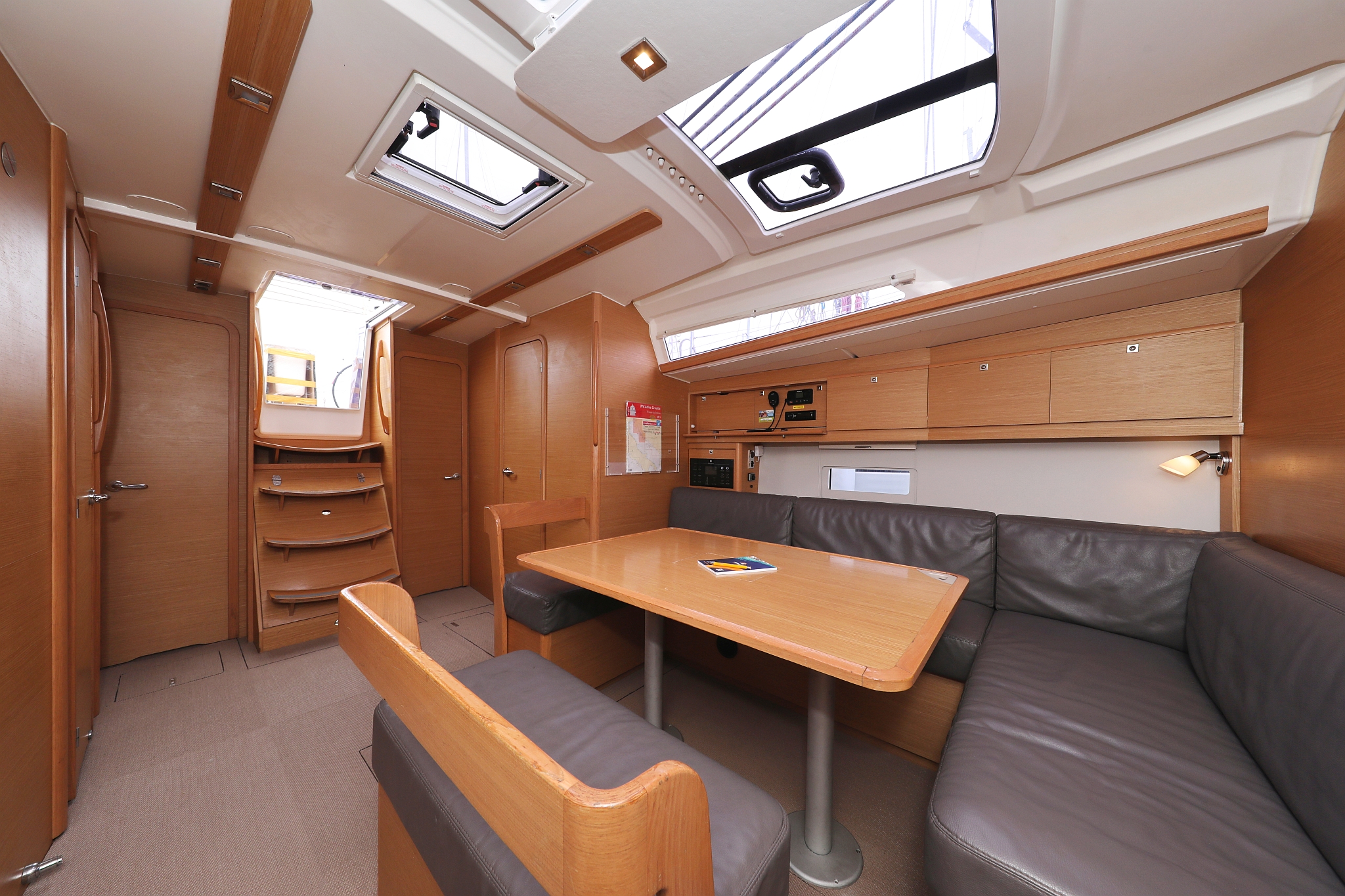 Dufour 430 GL — photo 29