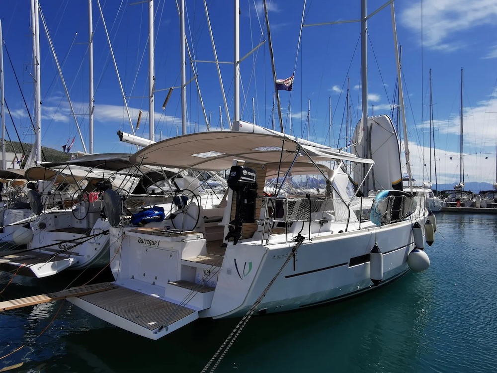 Dufour 460 GL - 5 cab. — photo 3