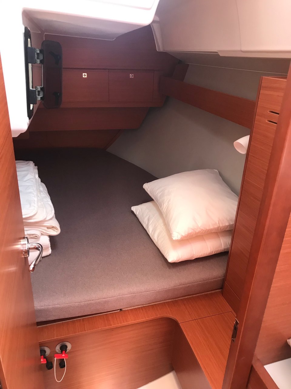 Dufour 360 GL - 3 cab. — photo 9