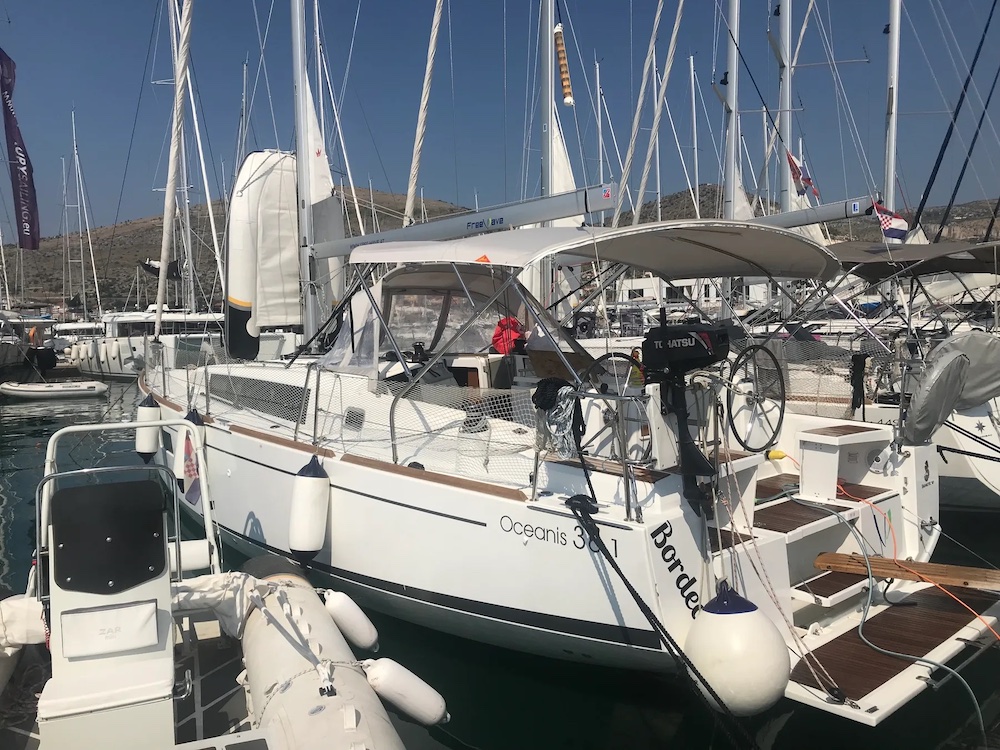 Oceanis 38.1 — photo 4