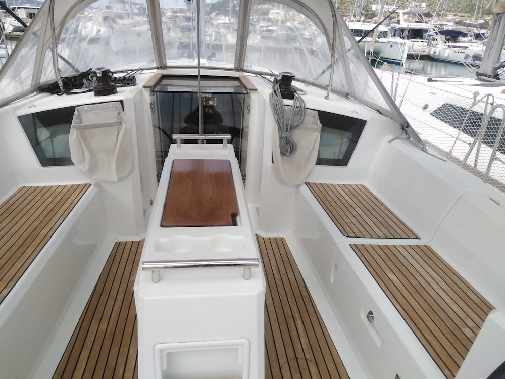 Oceanis 38.1 — photo 6