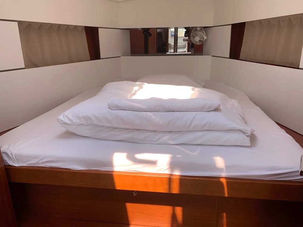 Oceanis 38.1 — photo 9