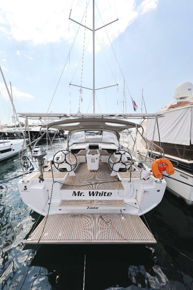 Oceanis 46.1 — photo 33