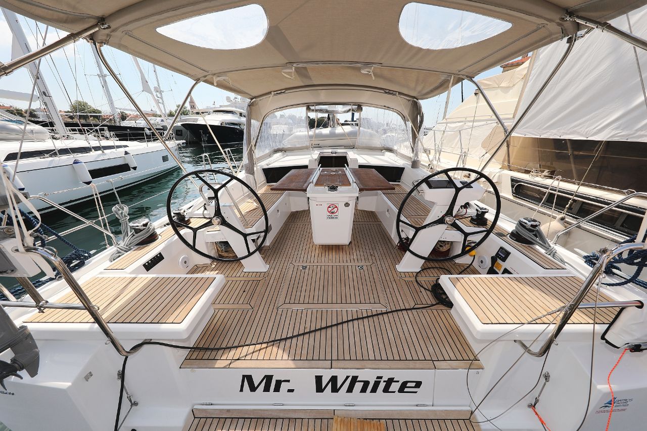 Oceanis 46.1 — photo 34